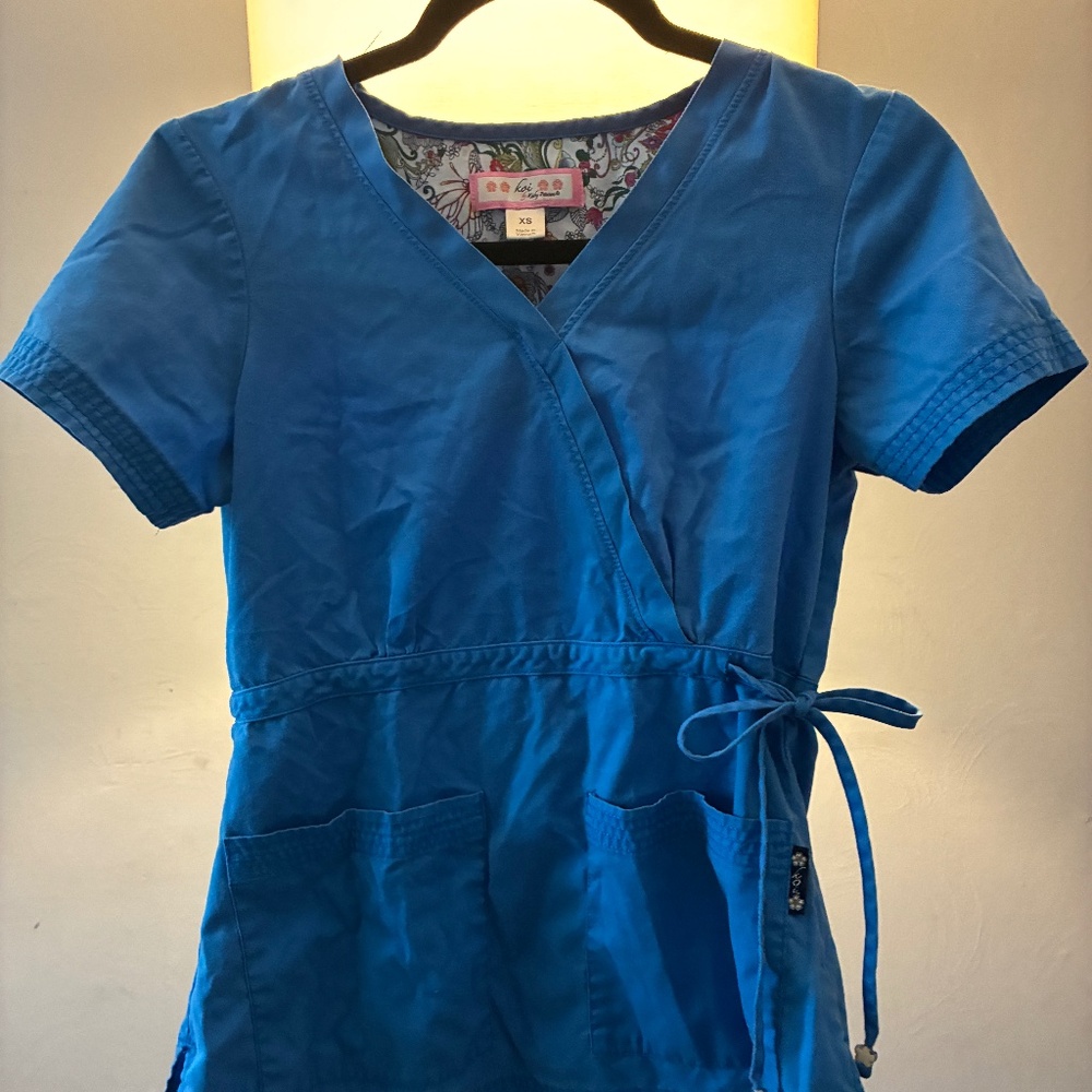 Koi Blue Scrub Too